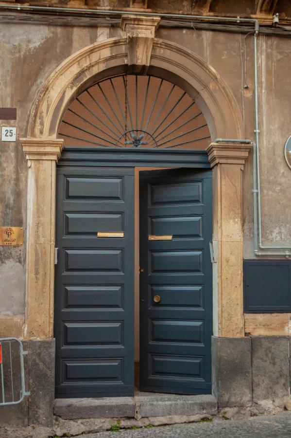 Casapaola B&B Rooms Ачиреале Экстерьер фото